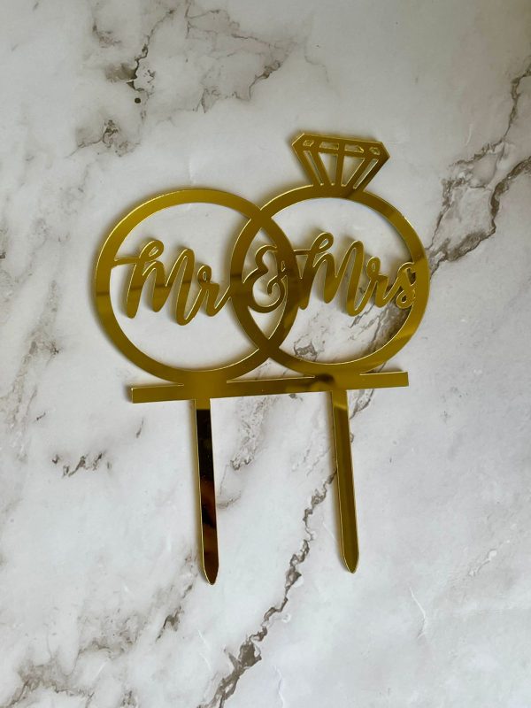 Type 4 Thick Mr and Mrs Cake Topper